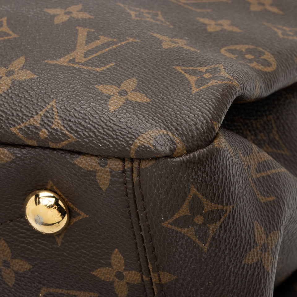 Louis Vuitton Monogram Canvas Pallas Satchel (SHF-fXzYBn)