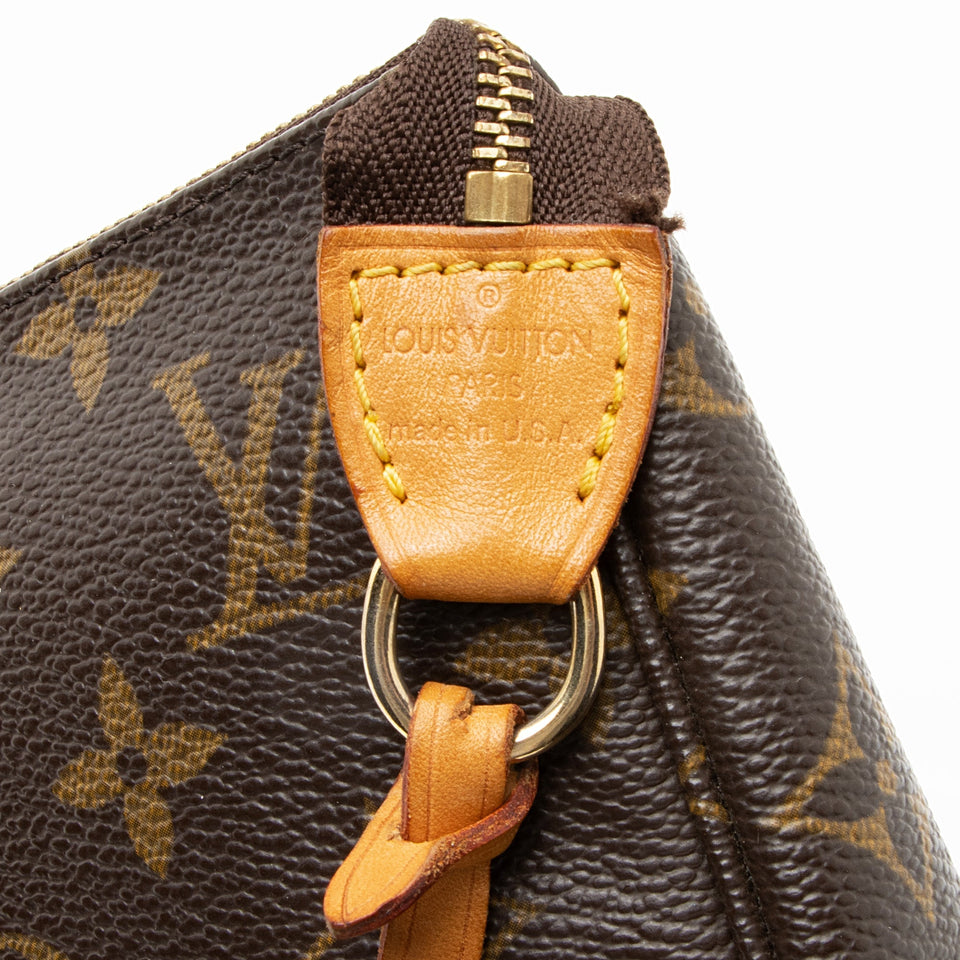 Louis Vuitton Monogram Canvas Pochette Accessoires (SHF-23073)