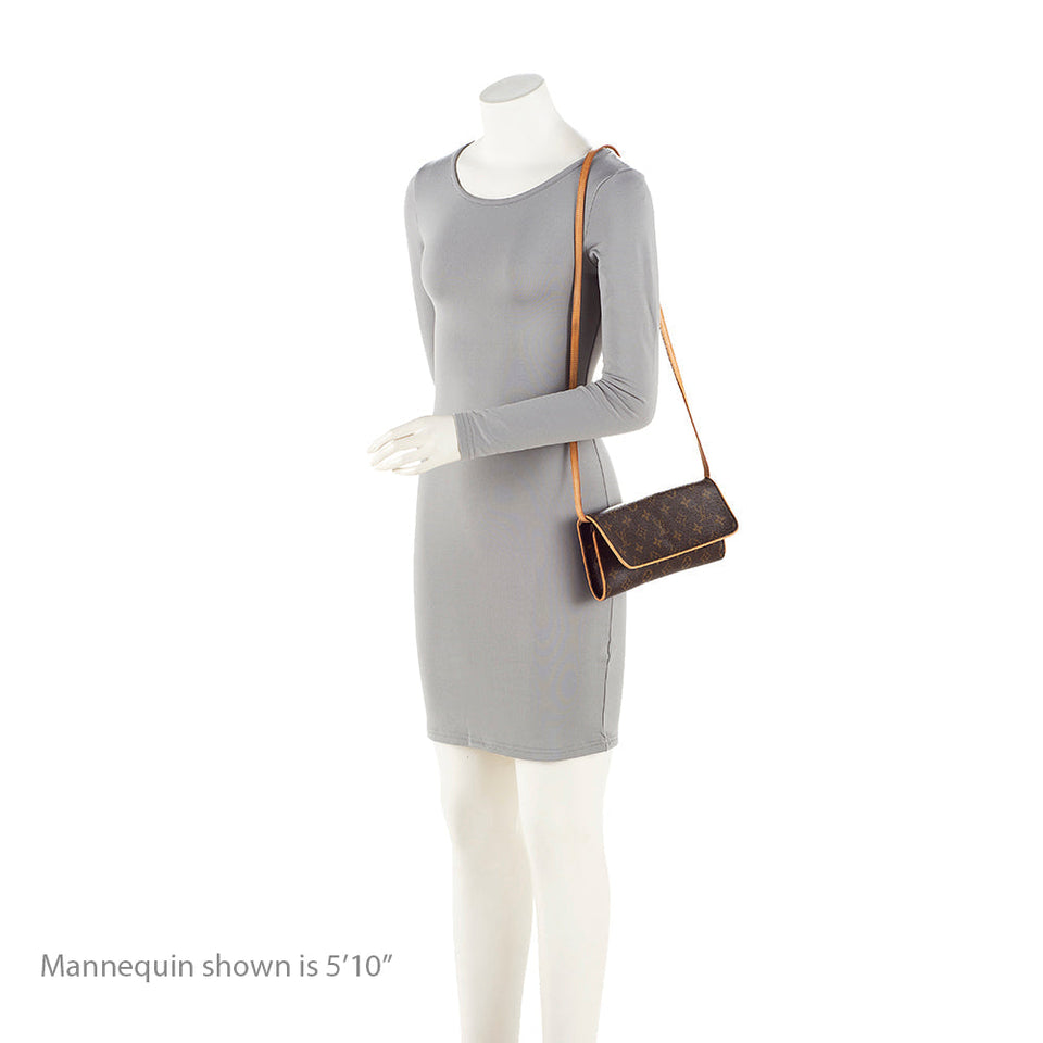 Louis Vuitton Vintage Monogram Canvas Pochette Twin GM Shoulder Bag (SHF-20796)