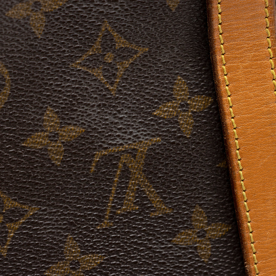Louis Vuitton Vintage Monogram Canvas Saumur 30 Messenger Bag - FINAL SALE (SHF-20345)