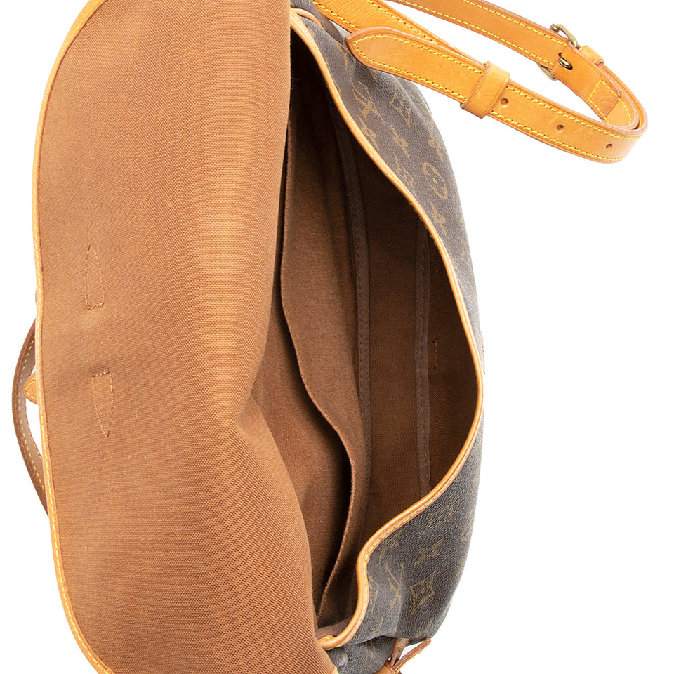 Louis Vuitton Vintage Monogram Canvas Saumur 30 Messenger Bag - FINAL SALE (SHF-20345)