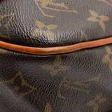 Louis Vuitton Monogram Canvas Stresa PM Shoulder Bag (SHF-20014)