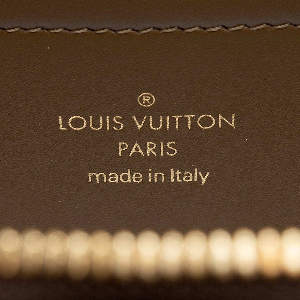 Louis Vuitton Monogram Canvas Utility Bag (SHF-20456)