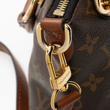 Louis Vuitton Monogram Canvas V Tote BB (SHF-Usc1kb)