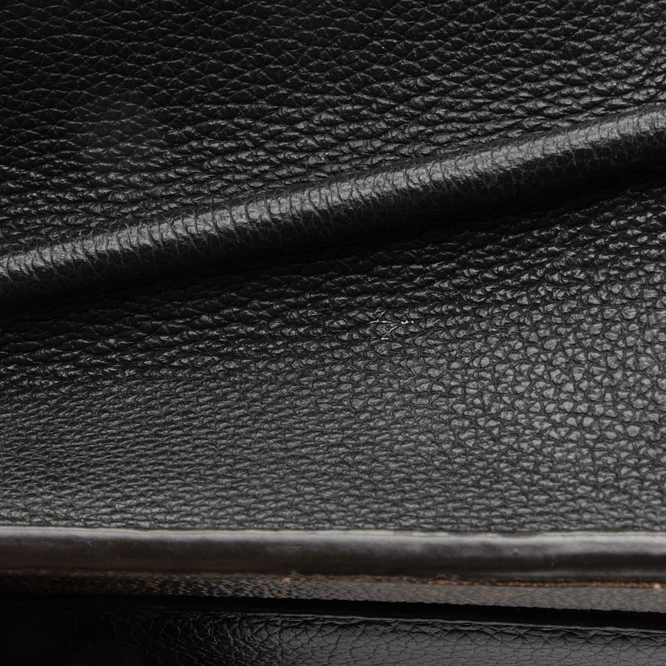 Louis Vuitton Monogram Canvas Victoire Chain Bag (SHF-DHg3ip)