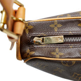 Louis Vuitton Monogram Croissant MM (SHG-e9cyxD)