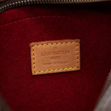 Louis Vuitton Monogram Croissant MM (SHG-e9cyxD)