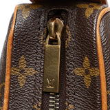 Louis Vuitton Monogram Croissant MM (SHG-aJ05eG)