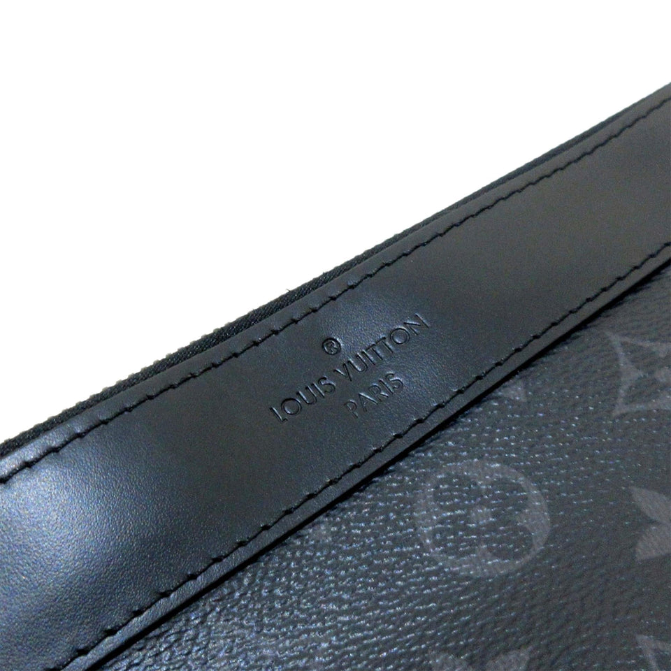Louis Vuitton Monogram Eclipse Discovery Pochette GM (SHG-37297)