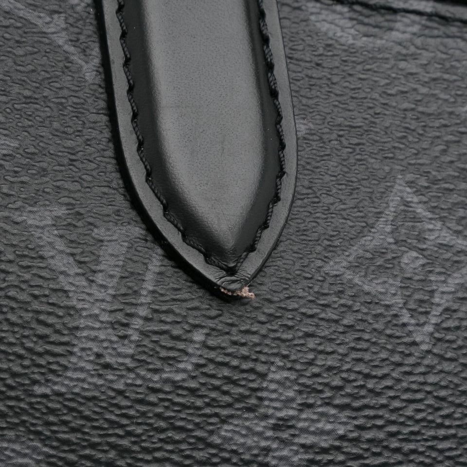 Louis Vuitton Monogram Eclipse Explorer (SHG-srG477)