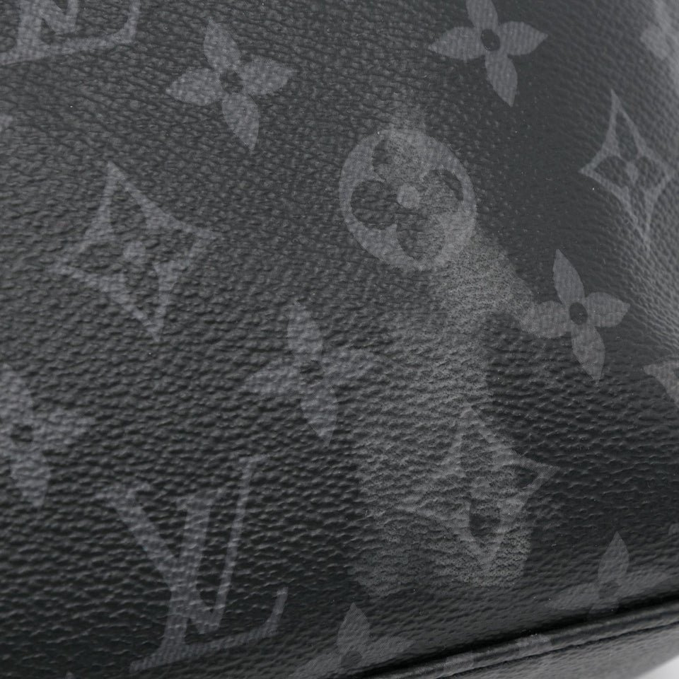 Louis Vuitton Monogram Eclipse Explorer (SHG-srG477)