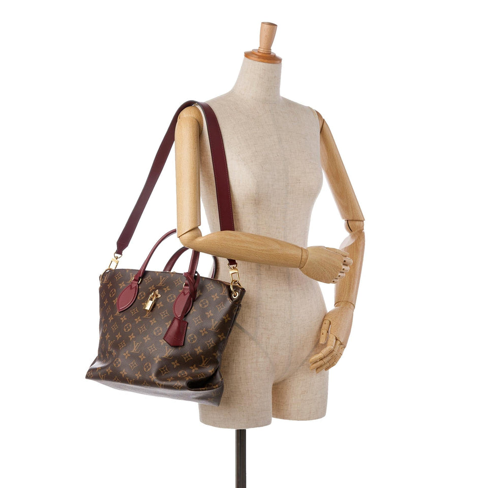 Louis Vuitton Monogram Flower Zipped Tote MM (SHG-W0LVmv)