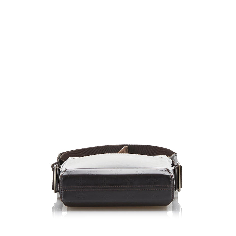 Louis Vuitton Monogram Glace Bobby (SHG-dBFHm0)