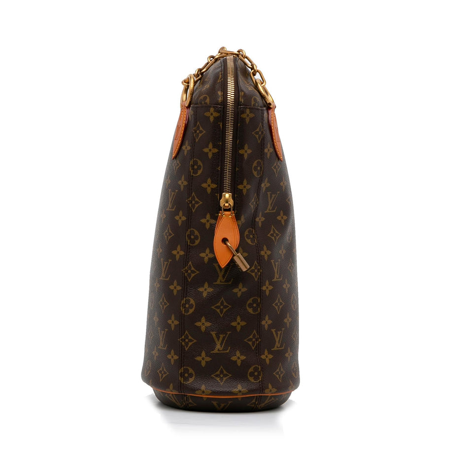 Louis Vuitton Monogram Iconoclasts Karl Legarfeld Punching Bag PM (SHG-W0Ywzs)