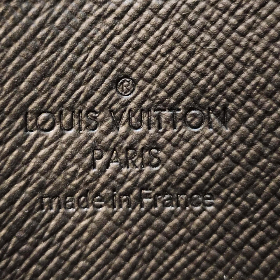 Louis Vuitton Monogram Macassar S Lock A4 Pouch (SHG-7uwojo)