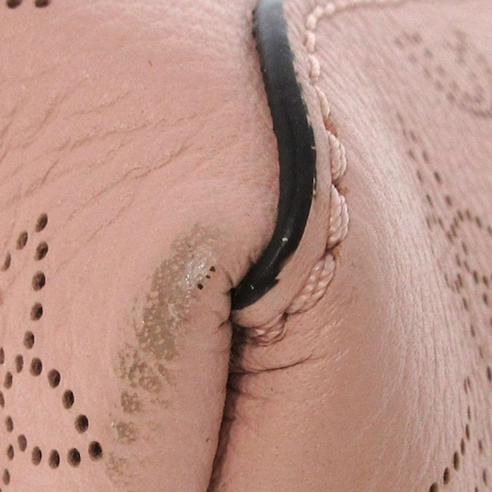 Louis Vuitton Monogram Mahina Hina PM (SHG-L1c1ju)