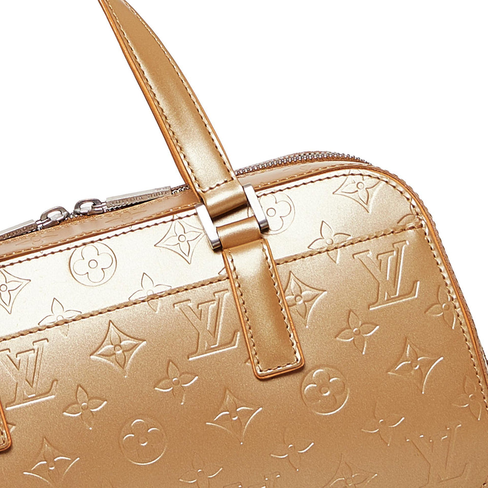 Louis Vuitton Monogram Mat Shelton (SHG-sHpoFt)