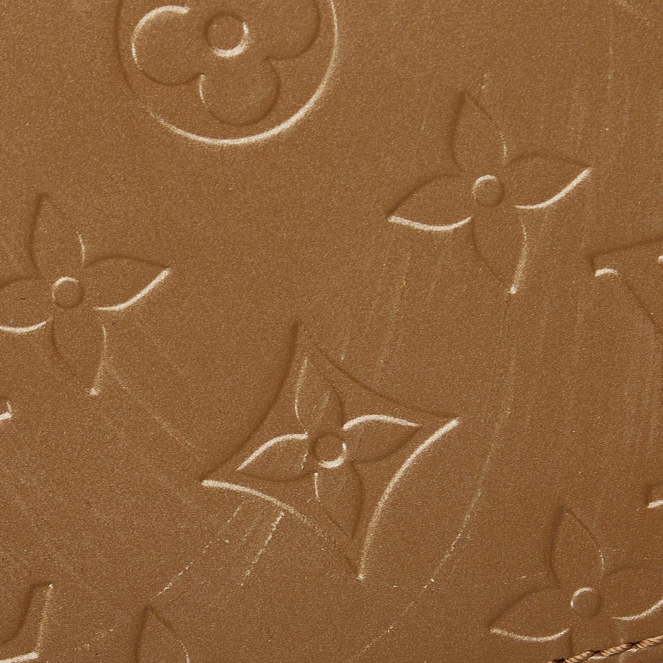 Louis Vuitton Monogram Mat Shelton (SHG-0jCId4)