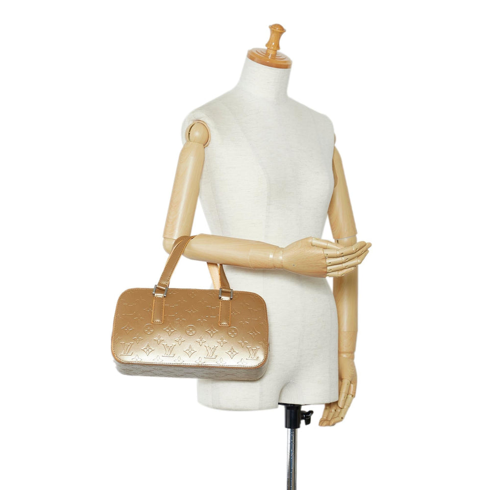 Louis Vuitton Monogram Mat Shelton (SHG-0jCId4)