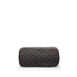 Louis Vuitton Monogram Mat Stockton (SHG-yZb0lp)