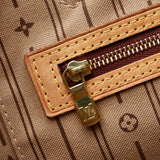 Louis Vuitton Monogram Neverfull MM (SHG-FeeYyz)