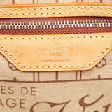 Louis Vuitton Monogram Neverfull PM (SHG-DGuXle)