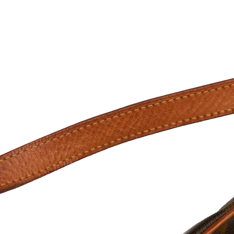 Louis Vuitton Monogram Odeon PM (SHG-ywoAzt)