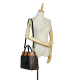 Louis Vuitton Monogram On My Side MM (SHG-C7r5xs)
