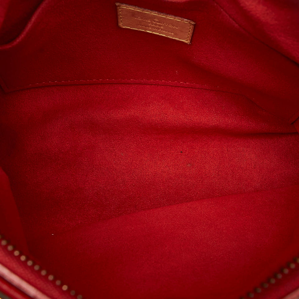 Louis Vuitton Monogram Pallas BB (SHG-LiHYCz)