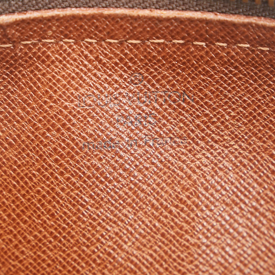 Louis Vuitton Monogram Papillon 30 (SHG-35676)