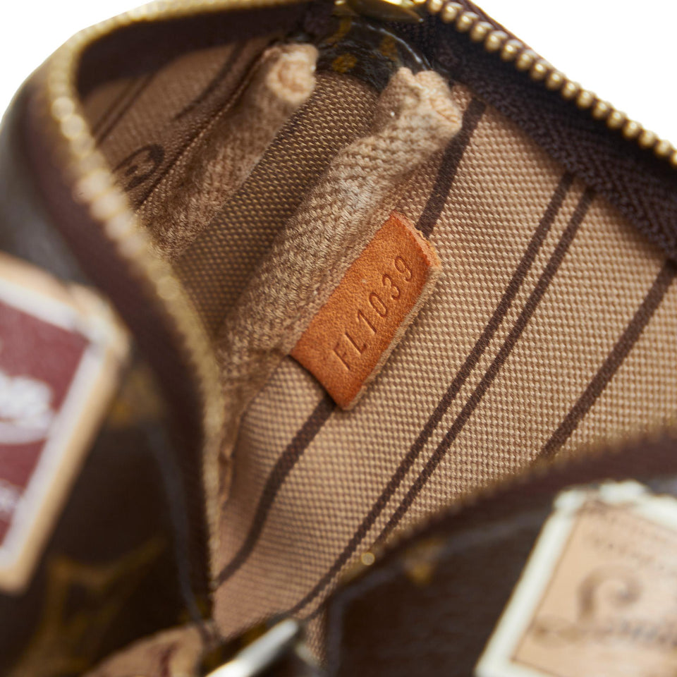 Louis Vuitton Monogram Patch Mini Pochette Accessoires (SHG-QoHOG6)