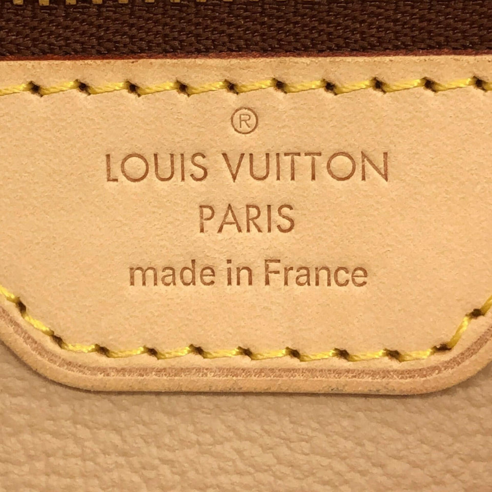 Louis Vuitton Monogram Petit Bucket (SHG-8UOglS)