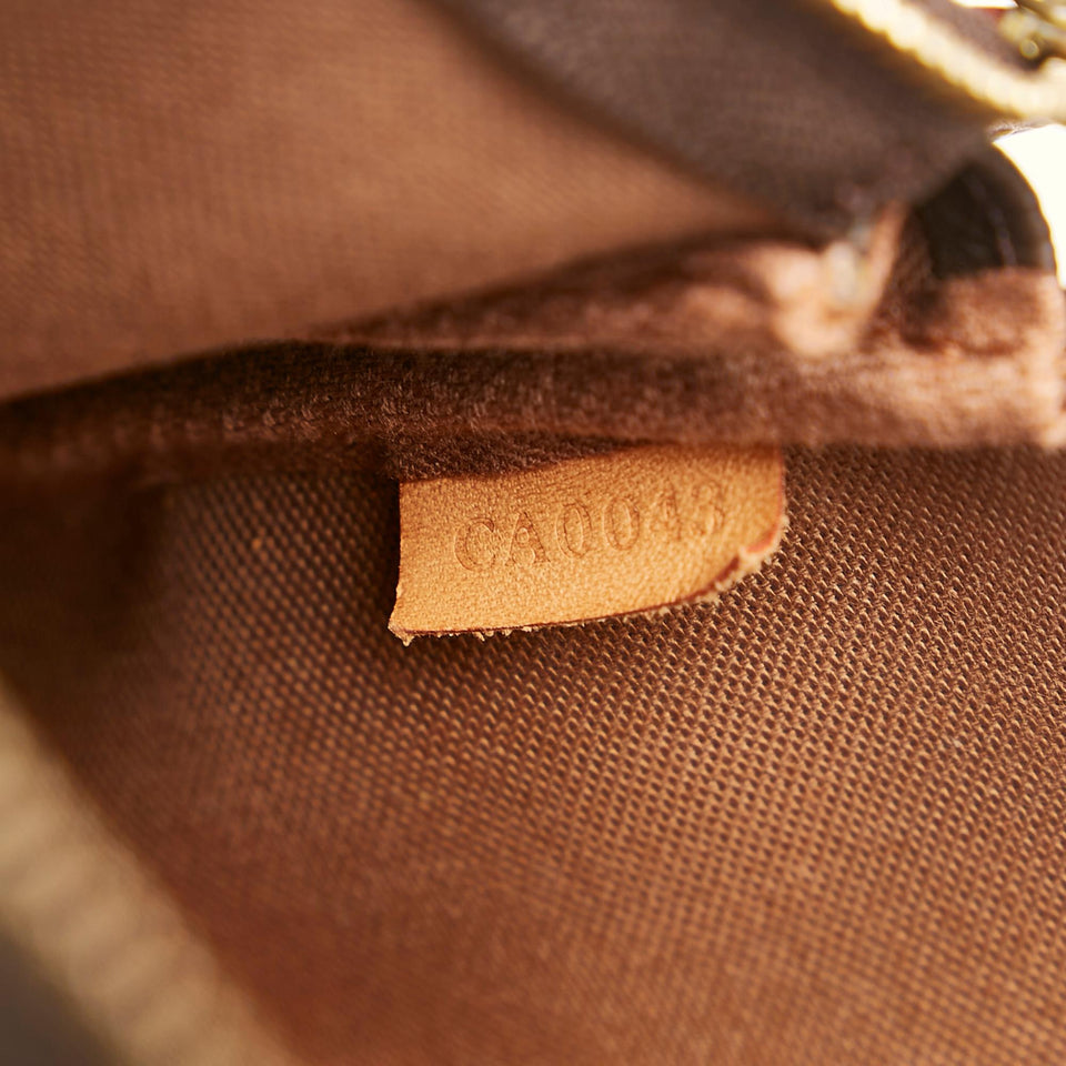 Louis Vuitton Monogram Pochette Accessoires (SHG-EdABSL)
