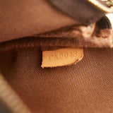 Louis Vuitton Monogram Pochette Accessoires (SHG-EdABSL)