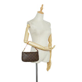 Louis Vuitton Monogram Pochette Accessoires (SHG-oPqiCg)