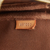 Louis Vuitton Monogram Pochette Accessoires (SHG-hBAhIe)
