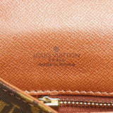 Louis Vuitton Monogram Pochette Dame GM (SHG-37858)