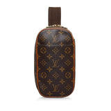 Louis Vuitton Monogram Pochette Gange (SHG-sWk38R)