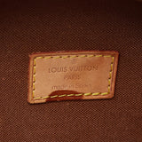 Louis Vuitton Monogram Pochette Gange (SHG-wfi0Bu)