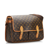 Louis Vuitton Monogram Sac Gibeciere GM (SHG-X8pgl5)
