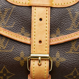 Louis Vuitton Monogram Saumur 30 (SHG-zhoc2P)