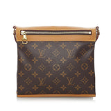 Louis Vuitton Monogram Saumur Messenger PM (SHG-9DQUr6)