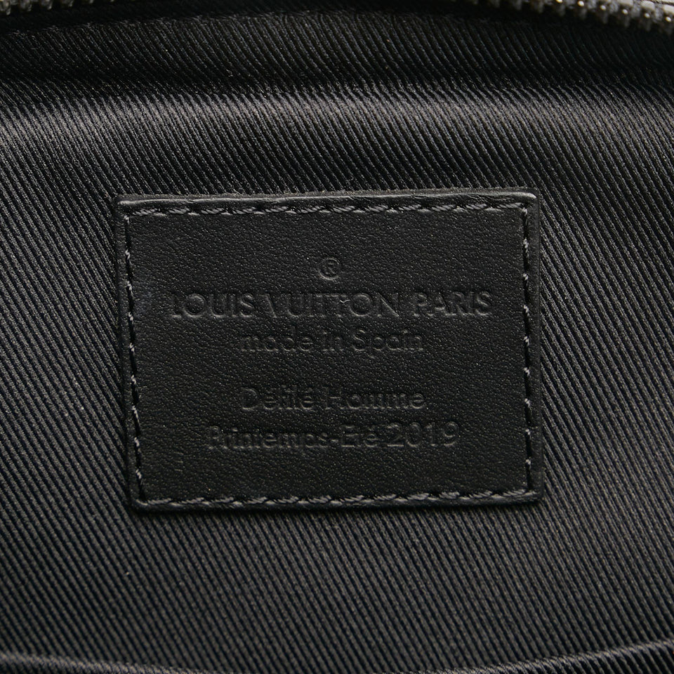Louis Vuitton Monogram Solar Ray Utility Side Bag (SHG-36556)