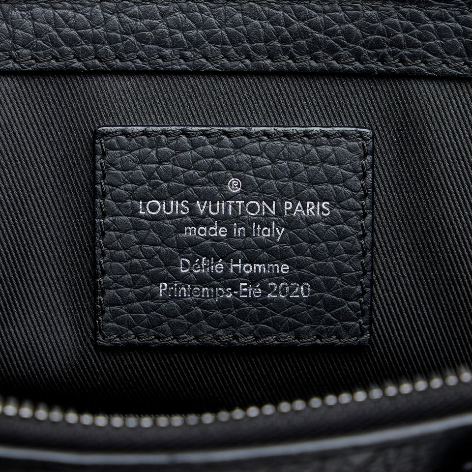 Louis Vuitton Monogram Taurillon Sac Plat (SHG-V5Sv6X)