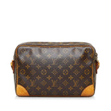 Louis Vuitton Monogram Trocadero 30 (SHG-N5X511)