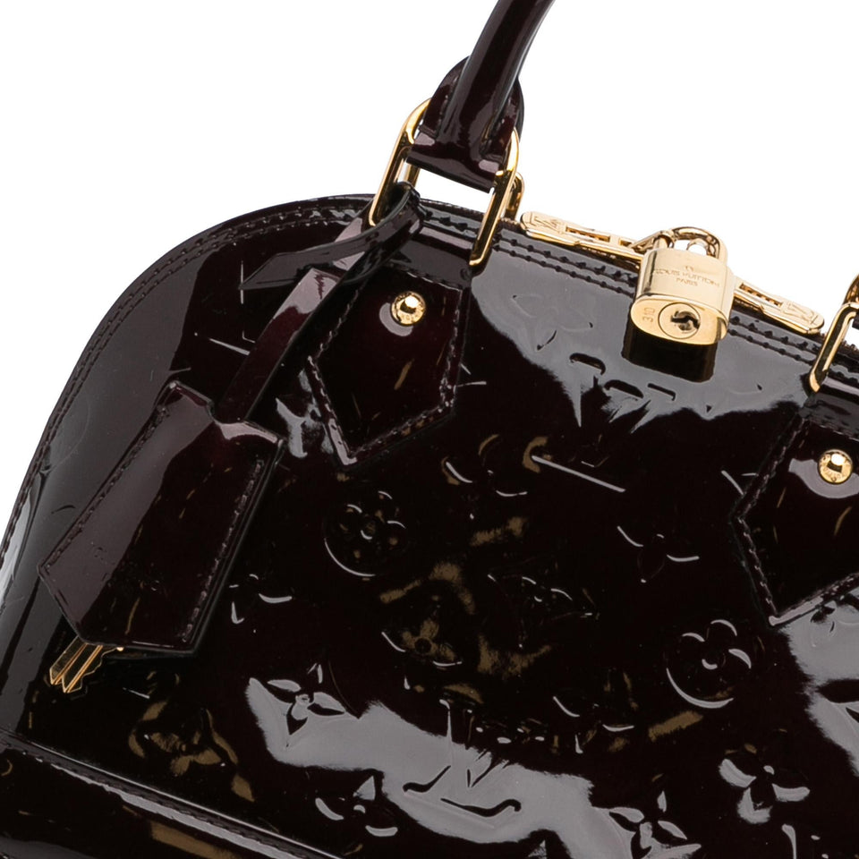 Louis Vuitton Monogram Vernis Alma BB (SHG-PvmuQo)