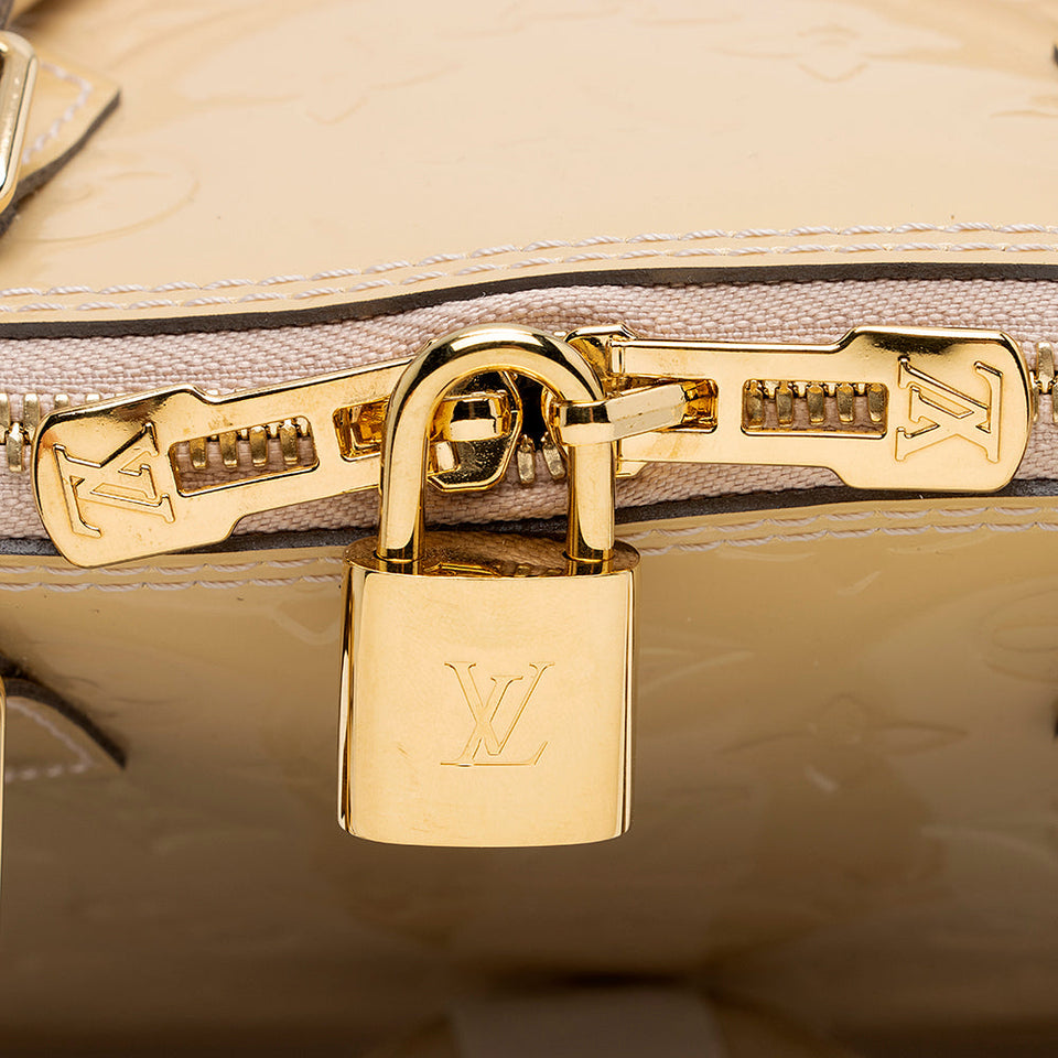 Louis Vuitton Monogram Vernis Alma PM Satchel (SHF-21750)