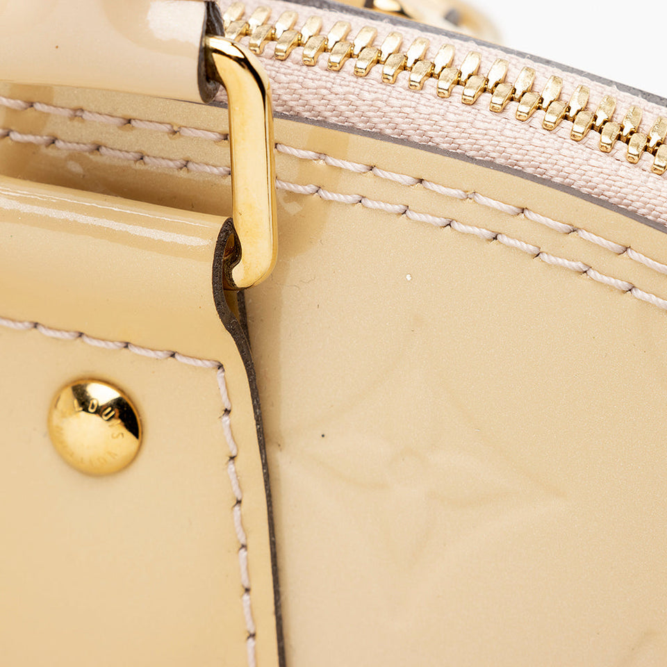 Louis Vuitton Monogram Vernis Alma PM Satchel (SHF-21750)