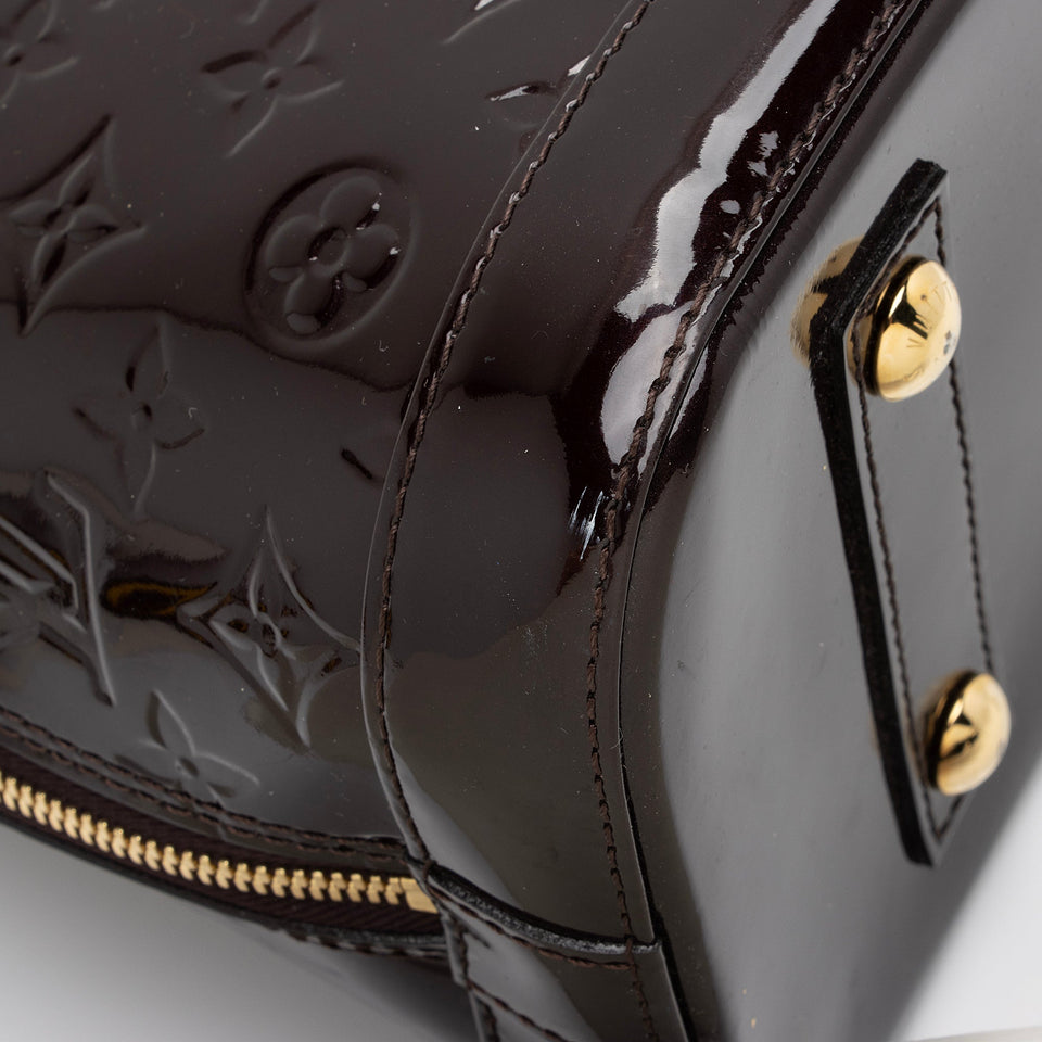 Louis Vuitton Monogram Vernis Alma PM Satchel (SHF-fmHWuP)