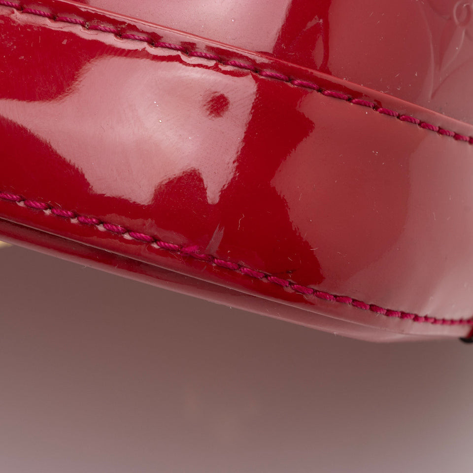 Louis Vuitton Monogram Vernis Alma PM Satchel (SHF-yz8PNO)